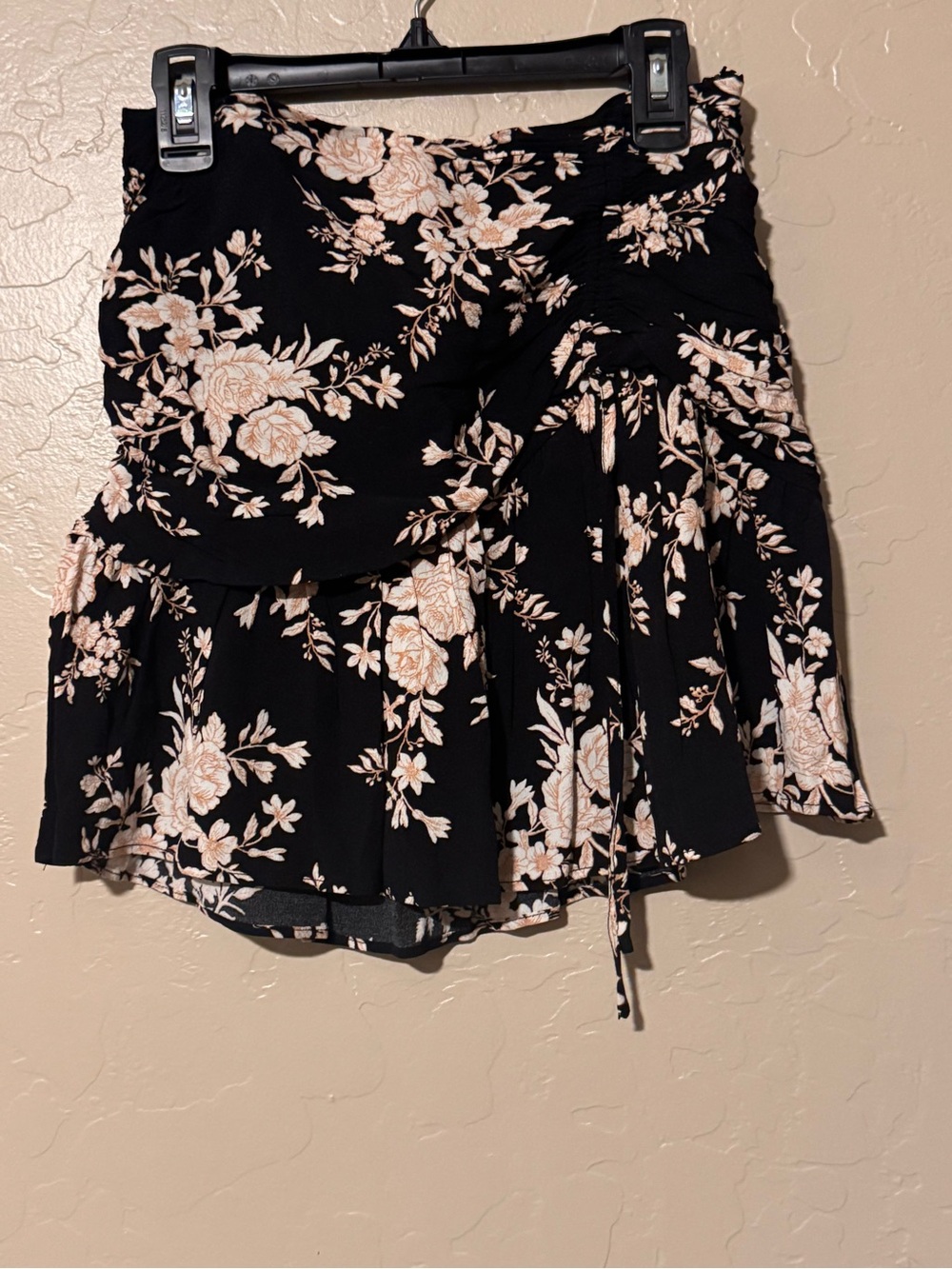 Forever 21 Black Floral Ruffle Skater Skirt